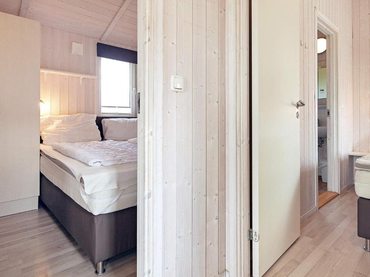 4 Person Holiday Home In Grömitz Extérieur photo